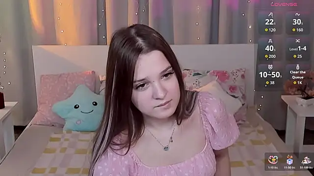 kaisajenner online show from June 18, 11:43 pm
