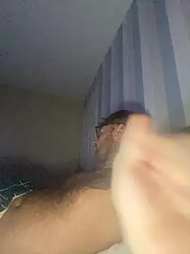 Snapshot of Jamesdeanmcqueen chatting on November 4, 11:30 pm Jamesdeanmcqueen online show from November 4, 11:30 pm