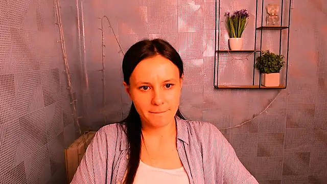 Snapshot of ValeriaHeart_ chatting on February 4, 12:44 pm ValeriaHeart online show from February 4, 12:44 pm