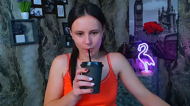 ValeriaHeart  online show from December 3, 1:21 pm