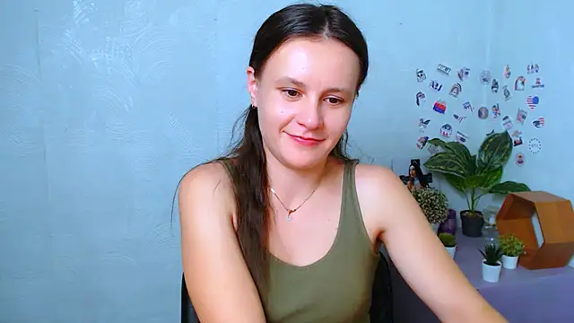 ValeriaHeart  online show from November 20, 4:46 am
