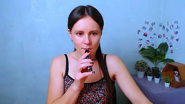 ValeriaHeart  online show from December 22, 8:42 pm