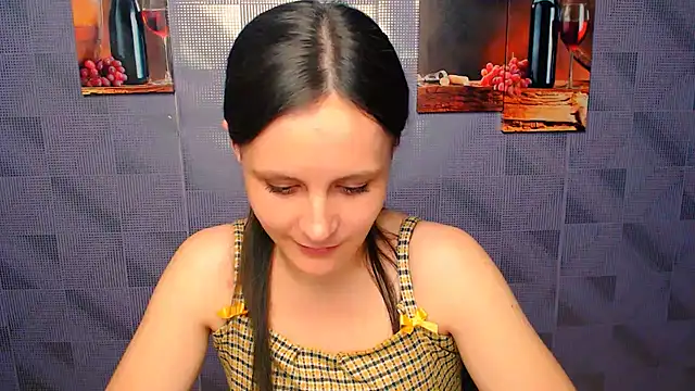 Snapshot of ValeriaHeart_ chatting on February 13, 5:33 pm ValeriaHeart online show from February 13, 5:33 pm