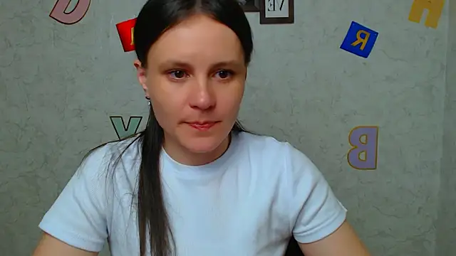 Snapshot of ValeriaHeart_ chatting on March 17, 1:18 pm ValeriaHeart online show from March 17, 1:18 pm