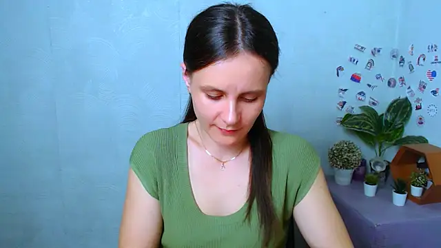 ValeriaHeart  online show from March 4, 1:52 pm