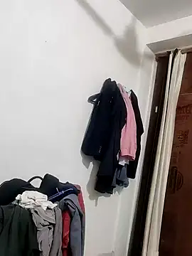 Snapshot of Hot_funky_boy chatting on February 11, 7:38 pm Hot funky boy online show from February 11, 7:38 pm