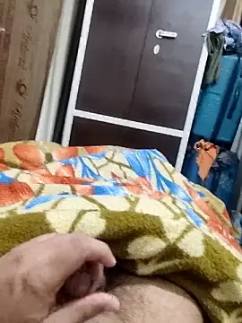 Snapshot of Hot_funky_boy chatting on February 15, 10:42 pm Hot funky boy online show from February 15, 10:42 pm