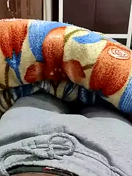 Snapshot of Hot_funky_boy chatting on February 19, 5:38 pm Hot funky boy online show from February 19, 5:38 pm