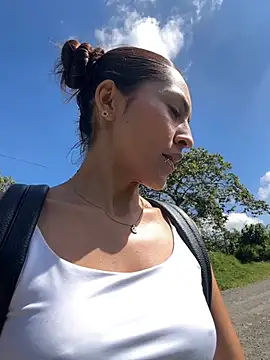 Sofiadelacruz online show from March 20, 2:51 pm