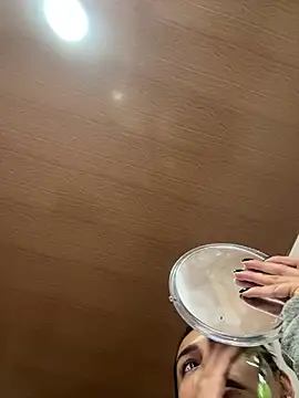 Sofiadelacruz online show from July 12, 1:56 pm