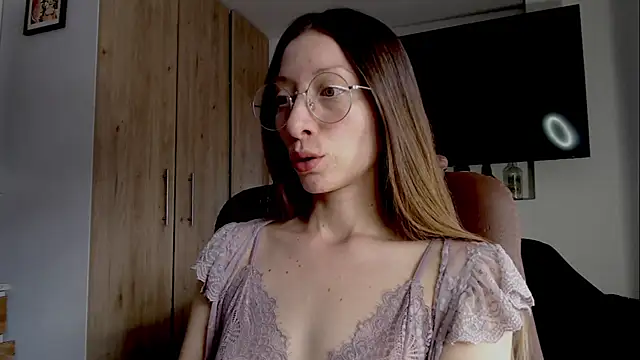 Carlin Diaz online show from November 28, 9:26 pm