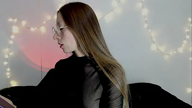 Carlin Diaz online show from March 20, 10:33 pm