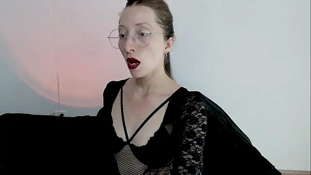 Carlin Diaz online show from February 28, 12:10 am