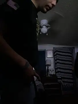 buckincowboy online show from February 1, 12:04 pm