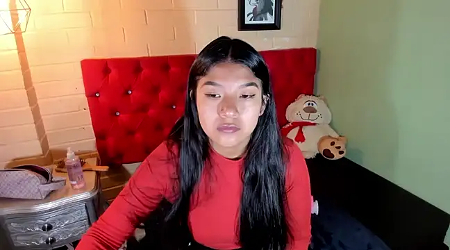 Snapshot of ScarletKray chatting on March 5, 11:17 am ScarletKray online show from March 5, 11:17 am
