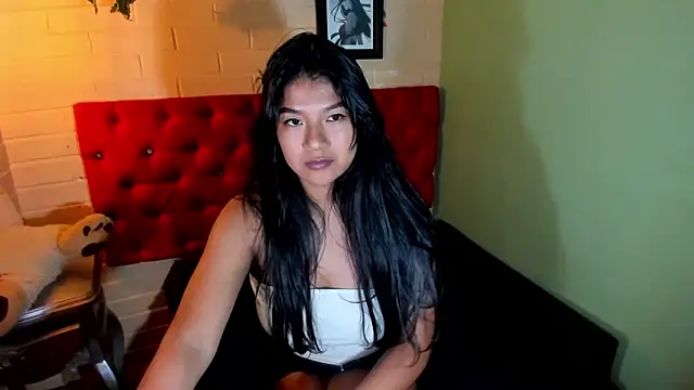 Snapshot of ScarletKray chatting on March 12, 3:46 am ScarletKray online show from March 12, 3:46 am