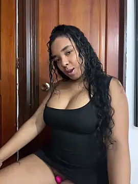 stefania brunnett online show from February 25, 1:50 am
