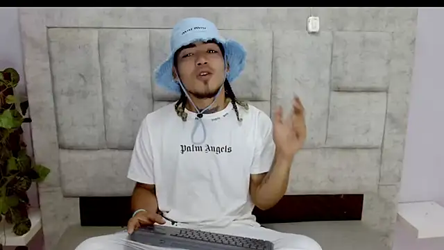 LihanJor 23 online show from September 9, 12:58 pm