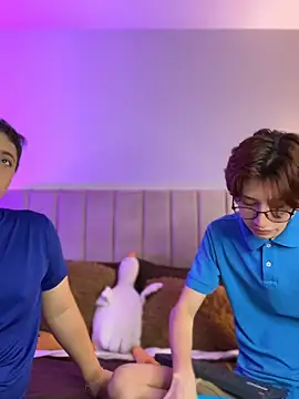 jacob and sam online show from November 13, 4:05 am