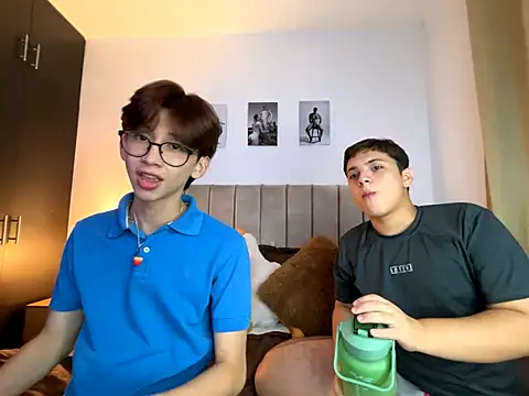 jacob and sam online show from September 26, 11:22 pm