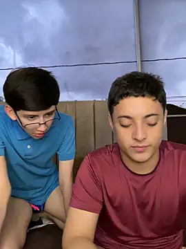 Snapshot of jacob_and_sam chatting on June 6, 10:59 pm jacob and sam online show from June 6, 10:59 pm