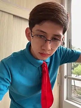 jacob and sam online show from April 18, 3:25 pm