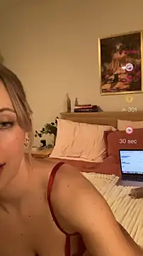 Snapshot of rileylovesyou chatting on February 10, 4:52 am rileylovesyou online show from February 10, 4:52 am