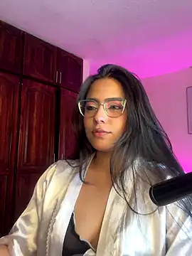 megan cl online show from November 3, 3:01 am