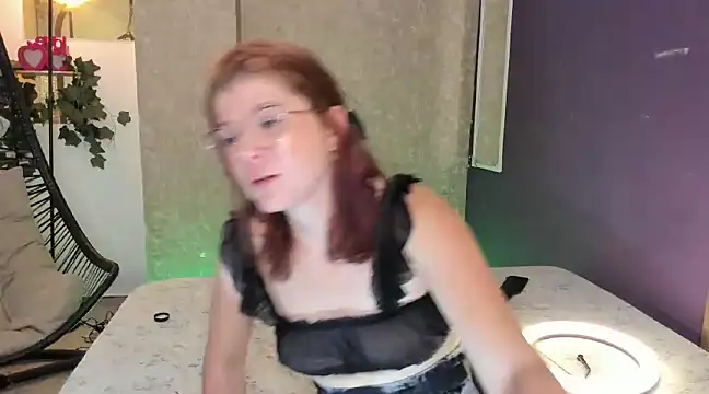 Snapshot of FelicitaSweet chatting on February 15, 11:14 pm FelicitaSweet online show from February 15, 11:14 pm