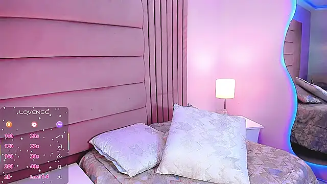 Dalis Hills online show from March 21, 4:46 am