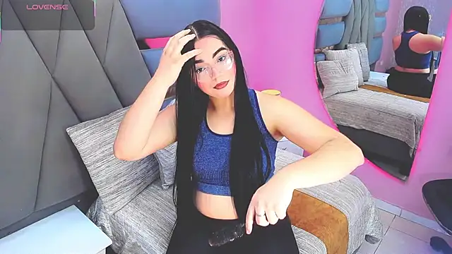 Dalis Hills online show from January 13, 12:20 pm