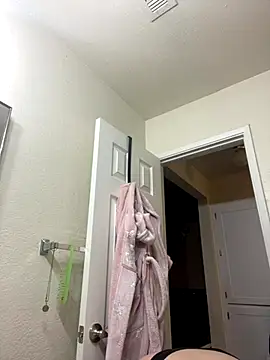 Chubby-Kat50 online show from November 2, 2:16 am