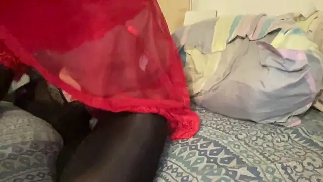 Snapshot of shineofcrazy chatting on October 28, 4:39 pm shineofcrazy online show from October 28, 4:39 pm