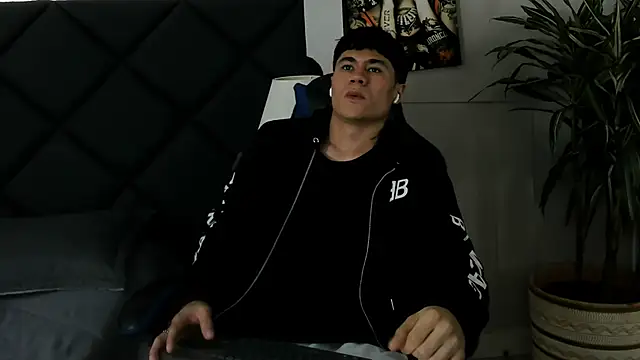 roan birkin online show from March 7, 7:41 pm