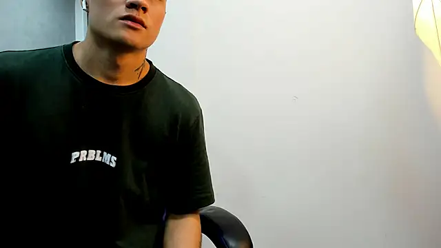 roan birkin online show from December 3, 7:24 pm