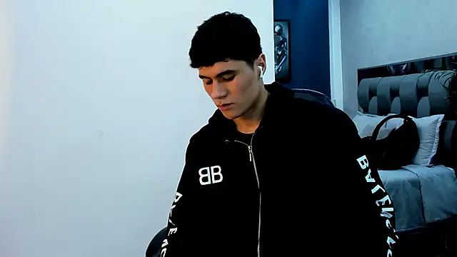 roan birkin online show from November 24, 7:14 pm