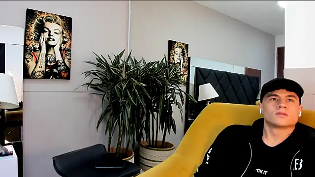 roan birkin online show from February 13, 7:58 pm