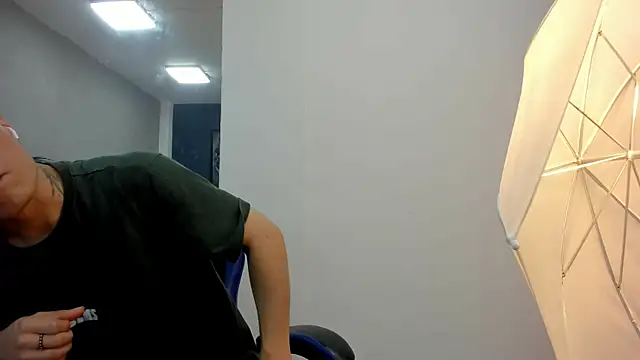 roan birkin online show from November 14, 7:17 pm