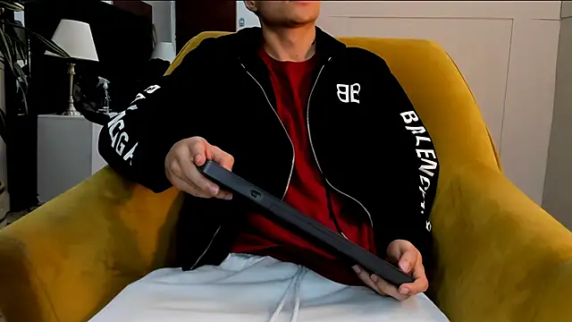 roan birkin online show from February 15, 7:24 pm