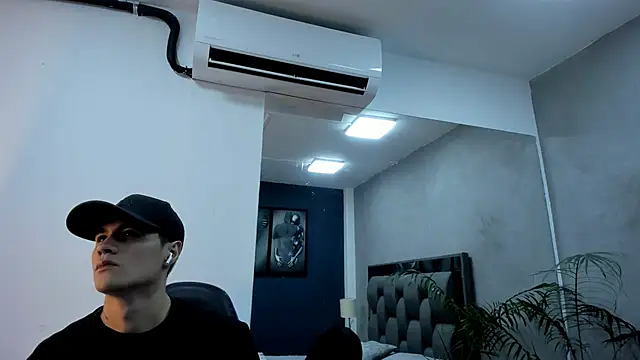 roan birkin online show from December 21, 7:48 pm