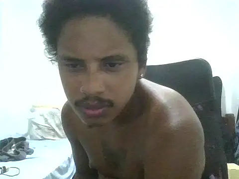 Snapshot of ONegodoce25 chatting on May 3, 3:55 am ONegodoce25 online show from May 3, 3:55 am