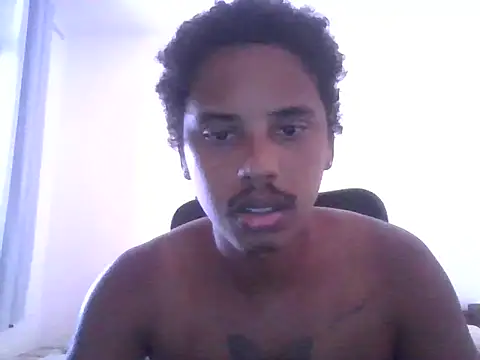Snapshot of ONegodoce25 chatting on May 7, 4:54 pm ONegodoce25 online show from May 7, 4:54 pm