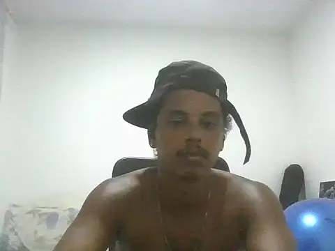 Snapshot of ONegodoce25 chatting on April 29, 12:26 am ONegodoce25 online show from April 29, 12:26 am