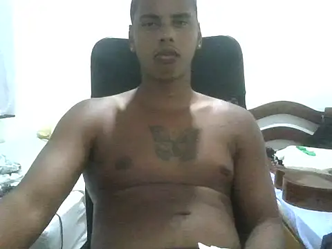 Snapshot of ONegodoce25 chatting on June 3, 8:02 pm ONegodoce25 online show from June 3, 8:02 pm