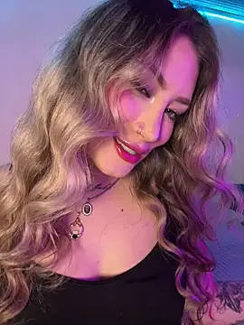 Snapshot of Lally_Valencia__ chatting on November 6, 6:06 am Lally Valencia online show from November 6, 6:06 am