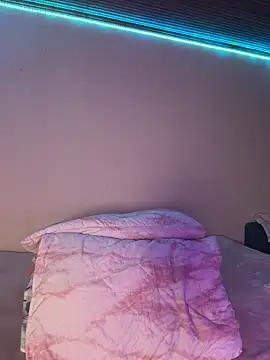 Snapshot of Lally_Valencia__ chatting on November 10, 9:36 am Lally Valencia online show from November 10, 9:36 am