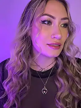 Lally Valencia   online show from March 2, 11:17 pm