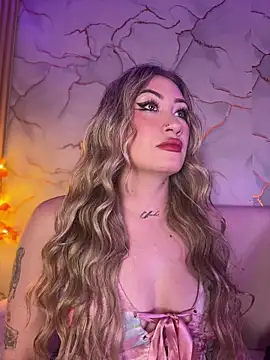 Lally Valencia   online show from March 1, 7:52 am