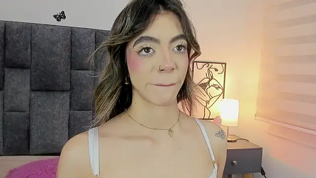 Violetta Ficher online show from December 3, 2:12 am