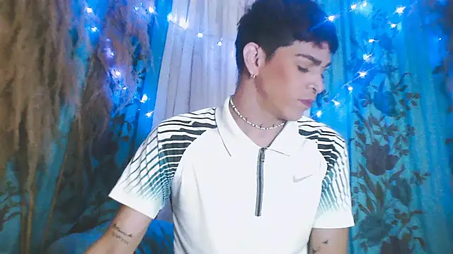 duquehotvoy online show from February 21, 11:10 pm